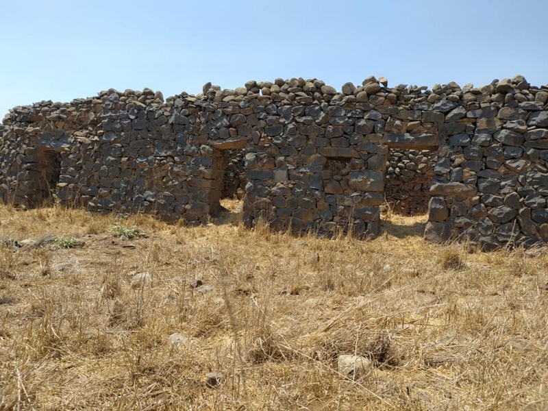 קובץ:מבניםמולגוחאדר.jpg