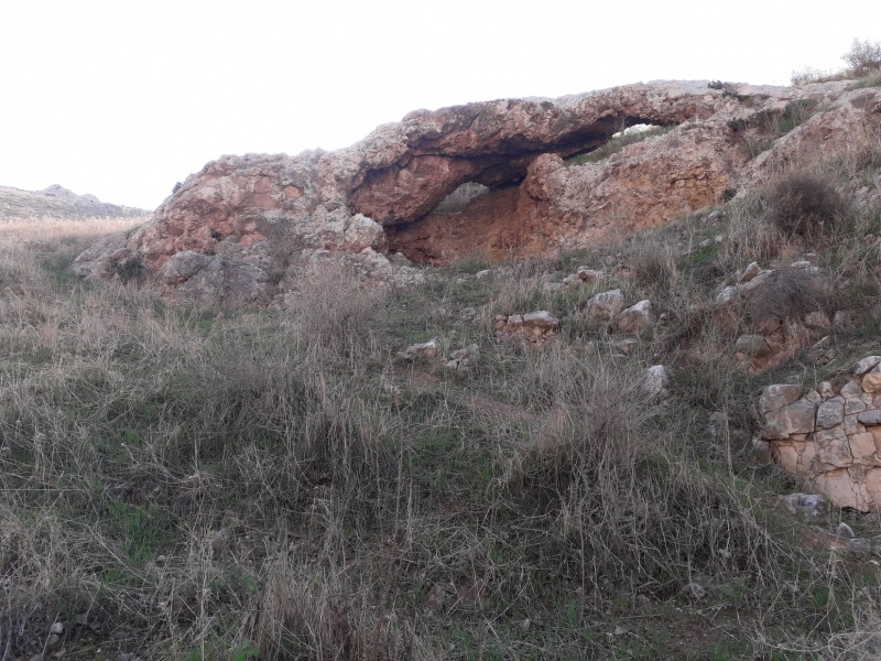 קובץ:קשתסלעביידה.jpg