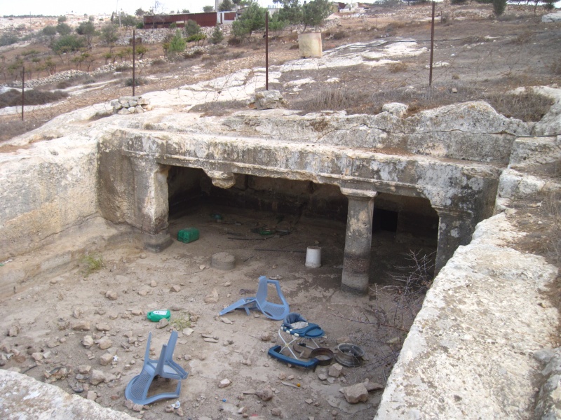 קובץ:חרבתסמיהמערהגדולה.JPG