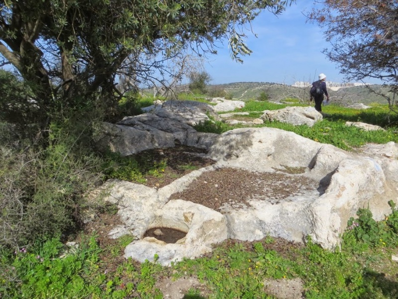 קובץ:חרבת שויכה.JPG