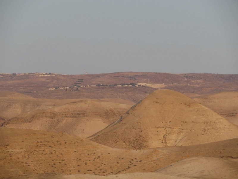 קובץ:מעלהעמוסופסגה.jpg