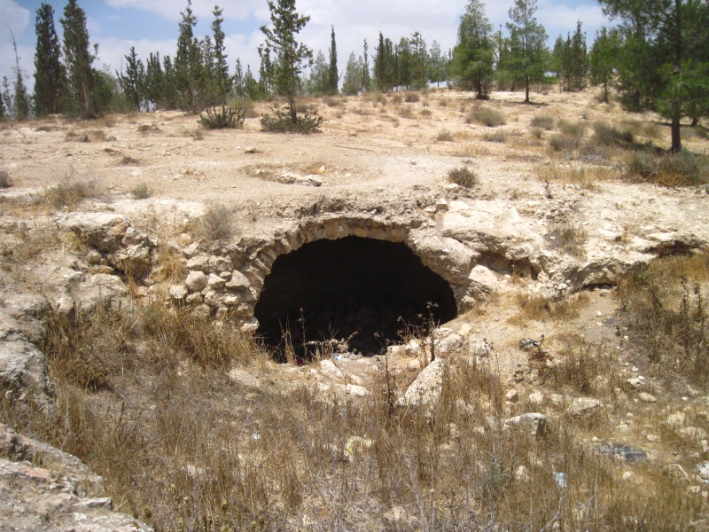 קובץ:מערתמעגלת.JPG