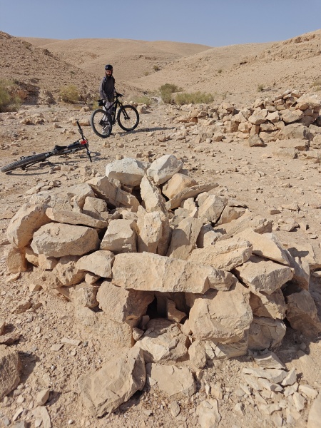 קובץ:2025-06-06T08 53 26.327690915487.jpg