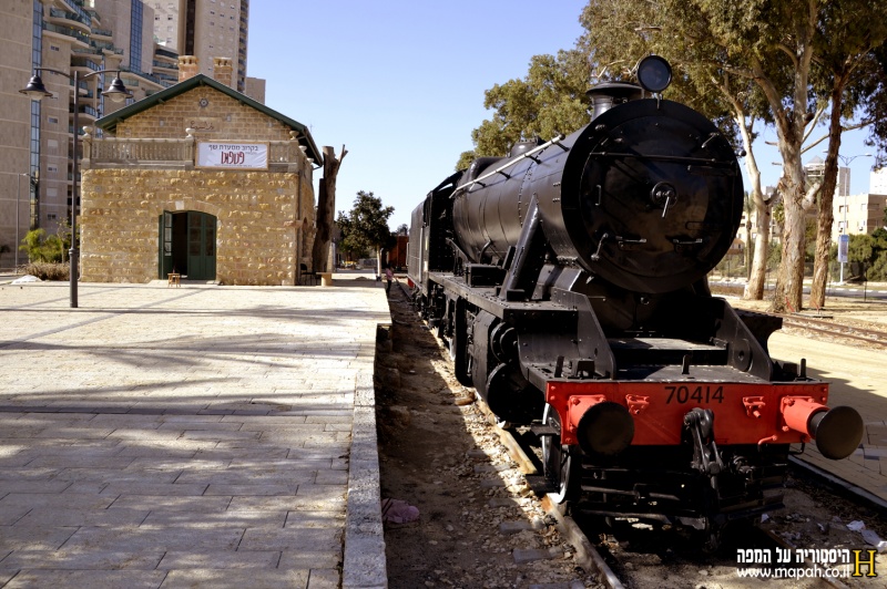 קובץ:DSC 0593 Turkish steam locomotive in Beersheva 2013.jpg