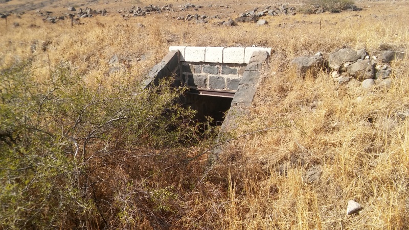 קובץ:Valley railway - bridge near Beit Yosef 1.jpg